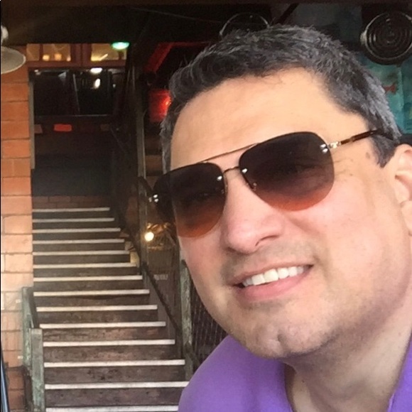 Meet your Posher, Raul - Picture 1 of 1